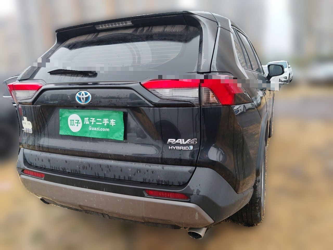 RAV4 2022 Hybrid 2.5L E-CVT RWD Elite photo 3