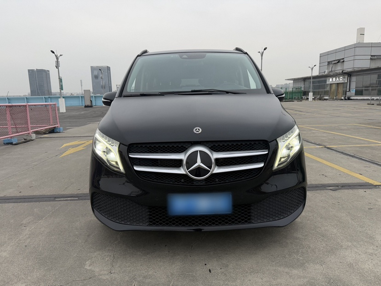 V-Class 2020 V 260 Pilot photo 2
