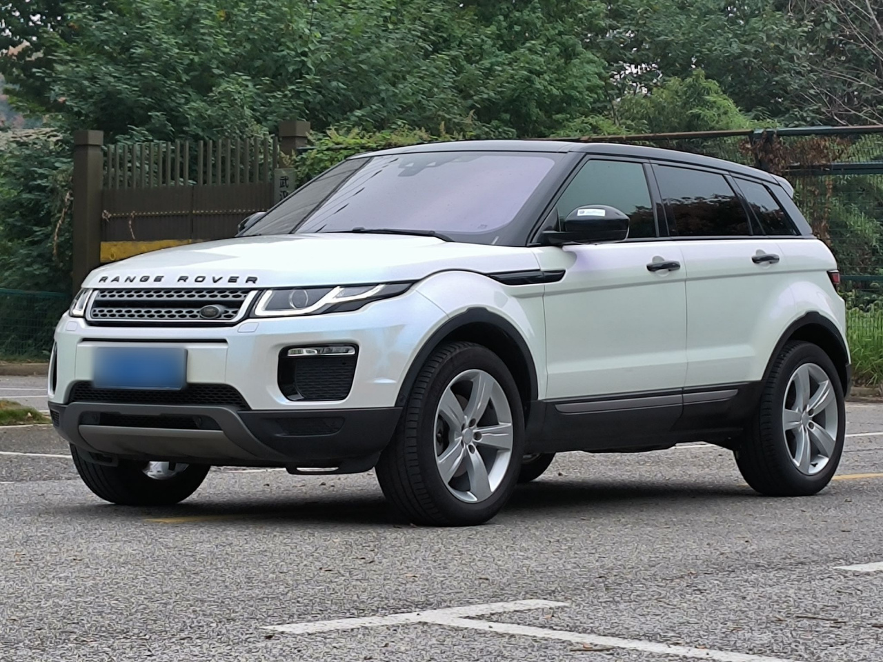 Range Rover Evoque 2018 240PS SE