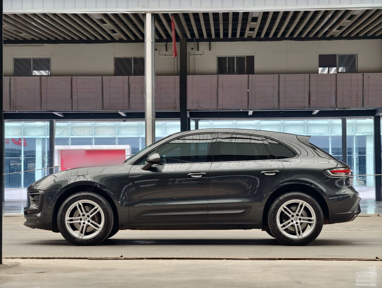 2024 Macan 2.0T photo 4