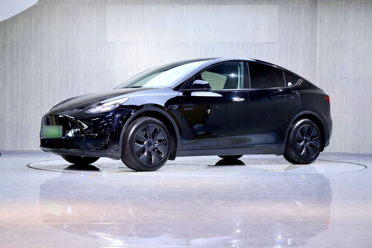 Model Y 2023 RWD