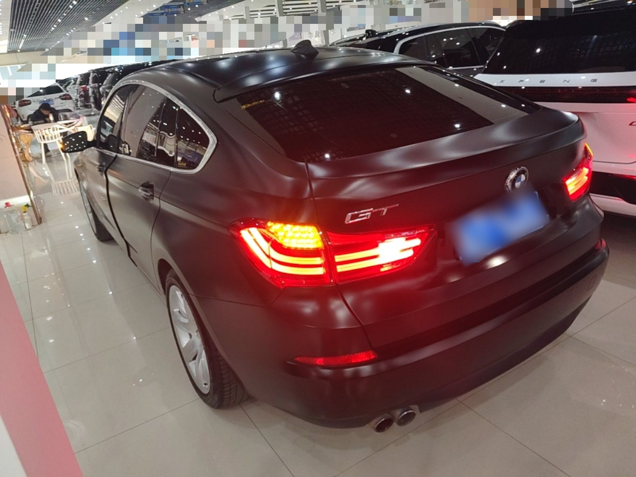 5 SeriesGT 2015 528i Leading photo 4