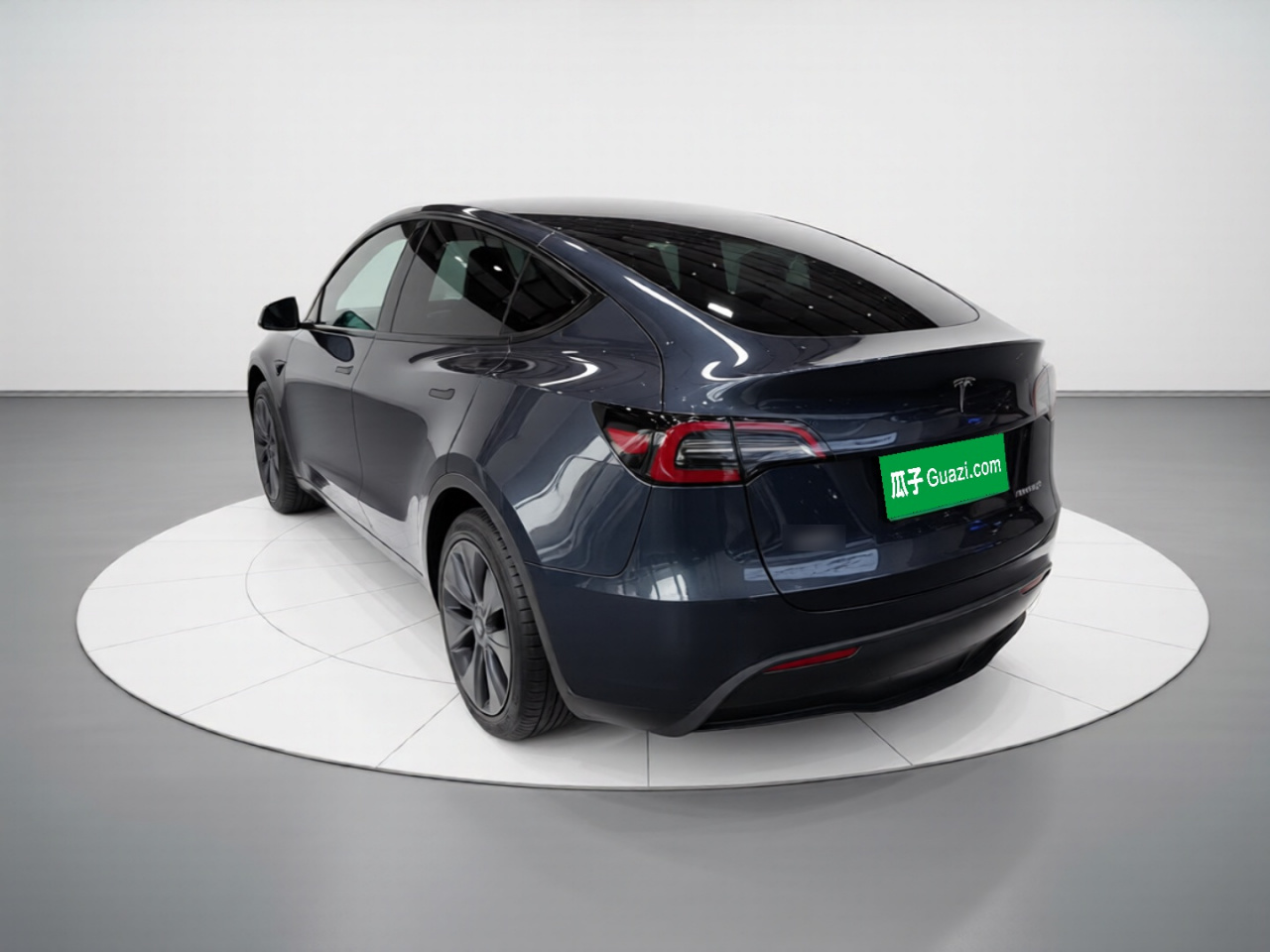 Model Y 2024 RWD photo 4