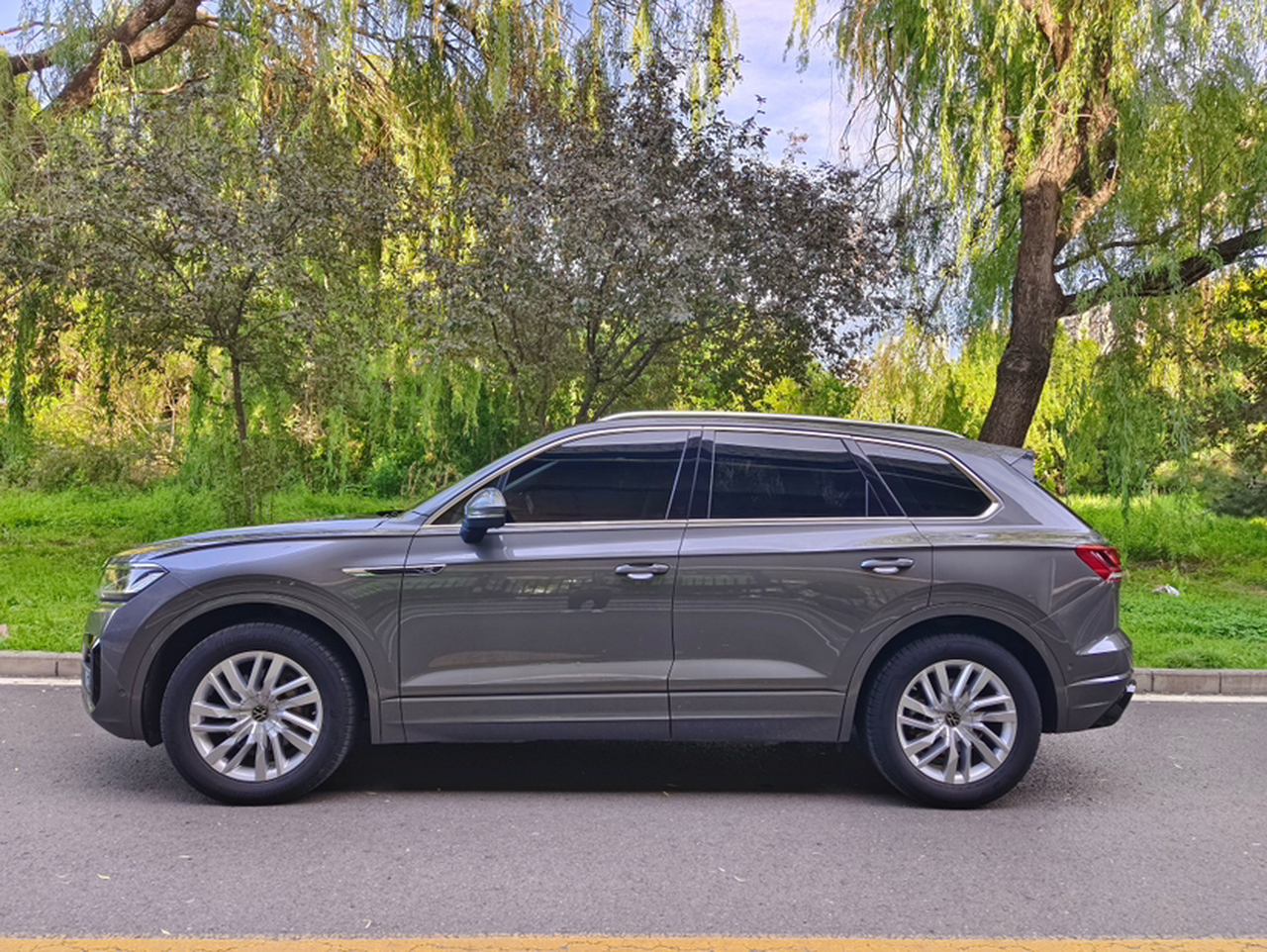 Touareg 2022 2.0TSI photo 3