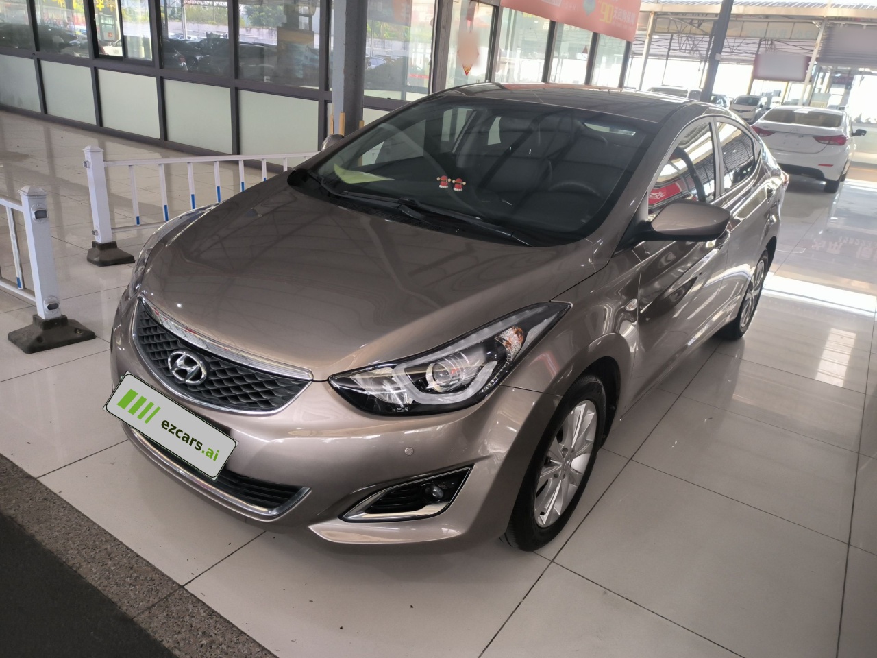 Elantra 2016 1.6L AT Smart