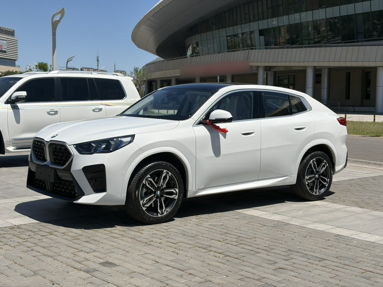 X2 Imported 2025 sDrive25i M Sport Package