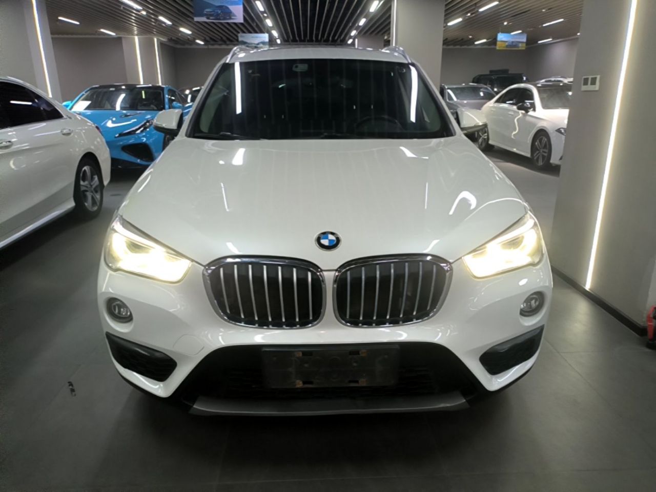 X1 2019 sDrive20Li Leading photo 2