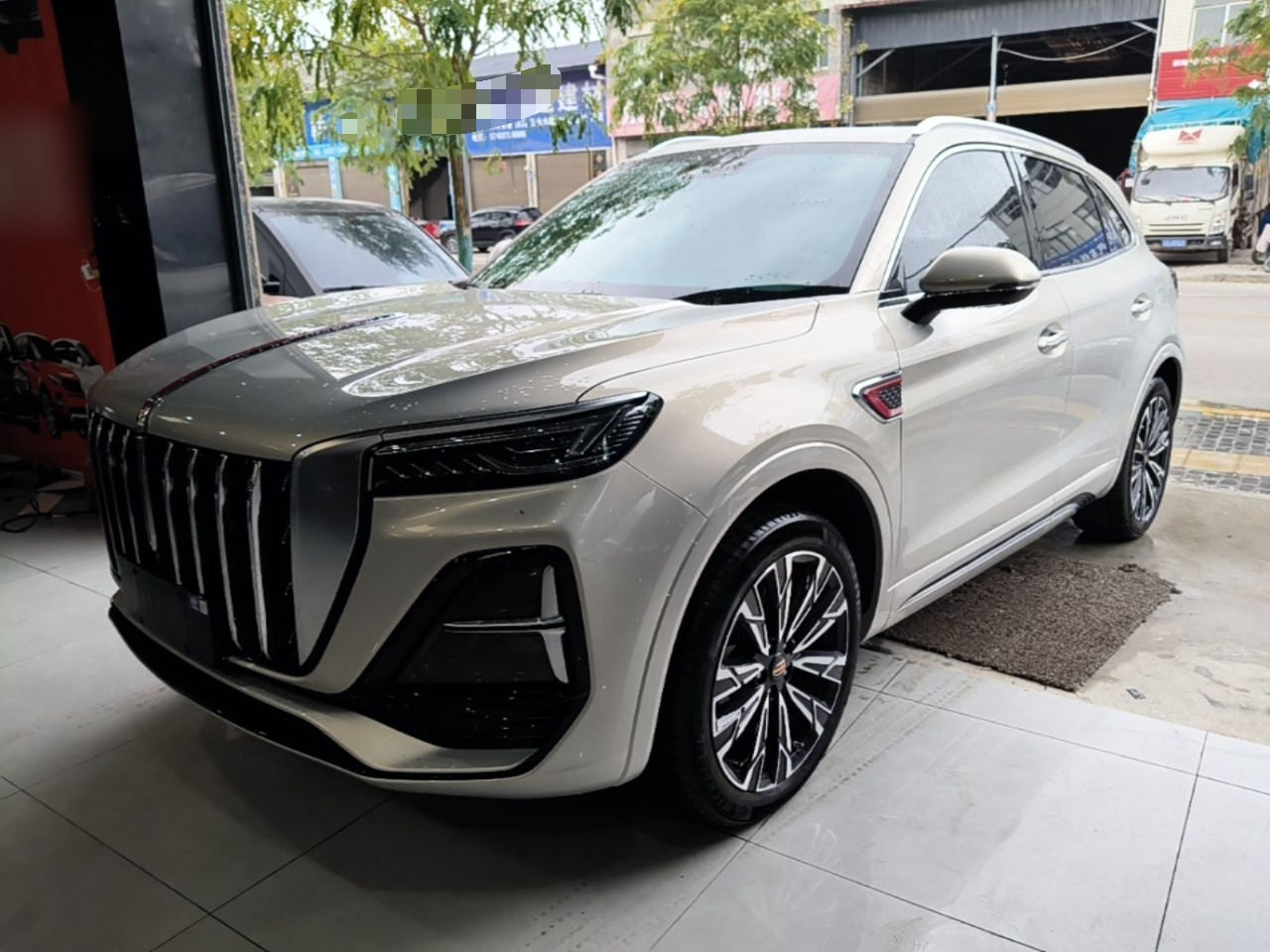 HS5 2023 2.0T AWD Pro