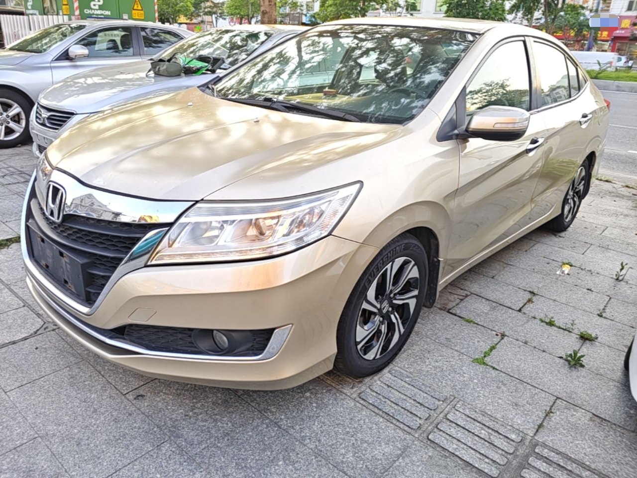 Crider 2016 1.8L CVT Luxury