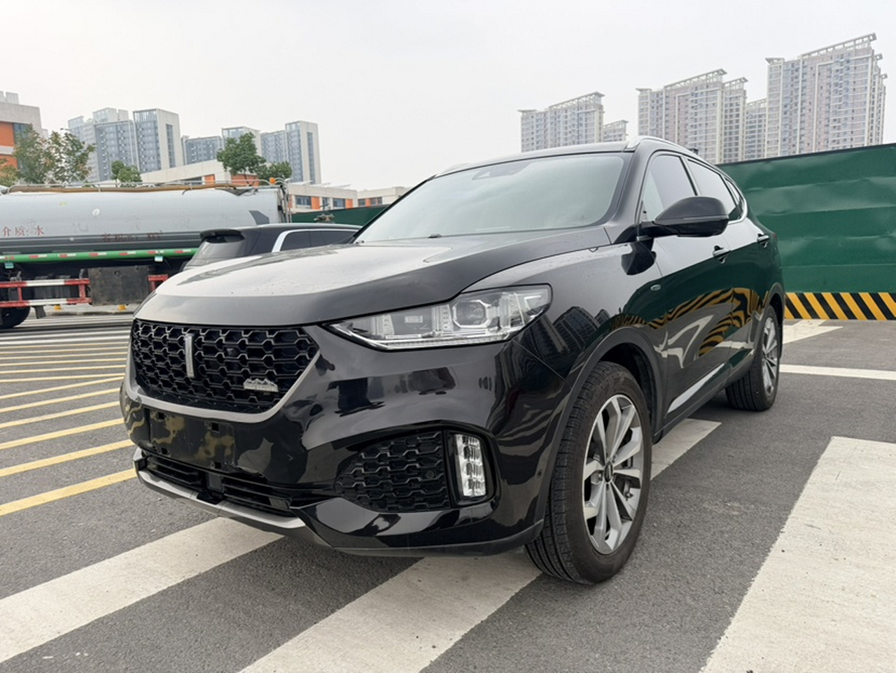 VV6 2018 2.0T AWD Flagship China V