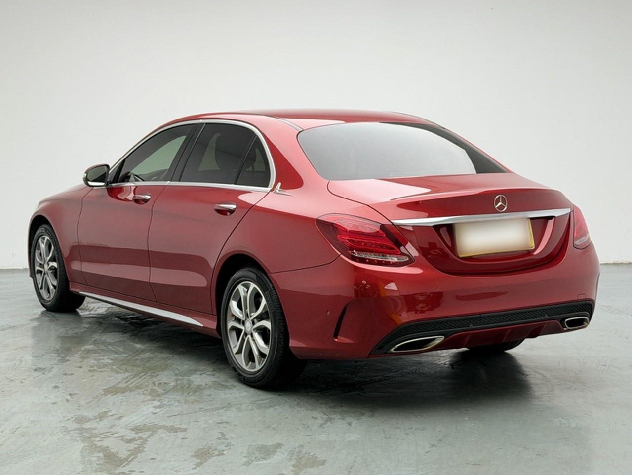 C-Class 2015 Facelift C 180 L Sport photo 2