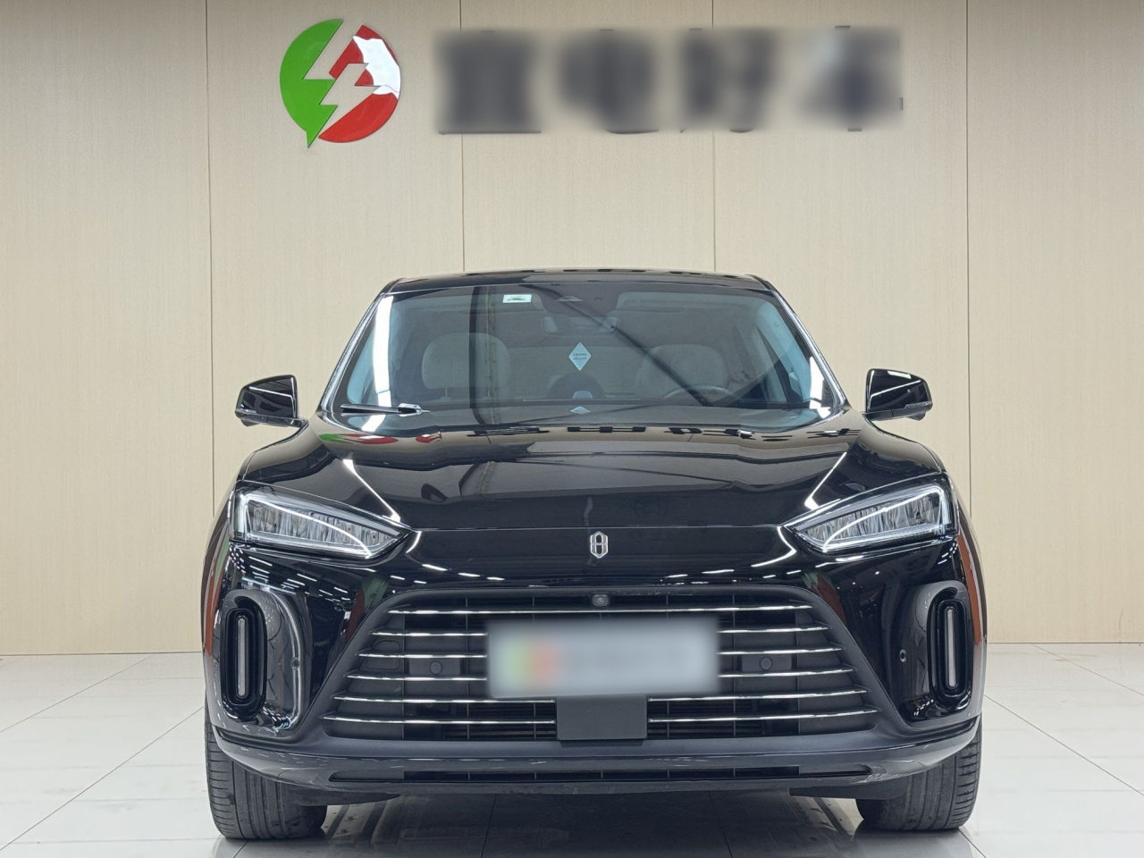 HIMA AITO M5 2022 EREV AWD Performance photo 2