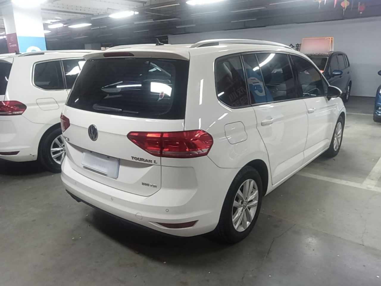 2021 L 280TSI DSG 7-Seater photo 4