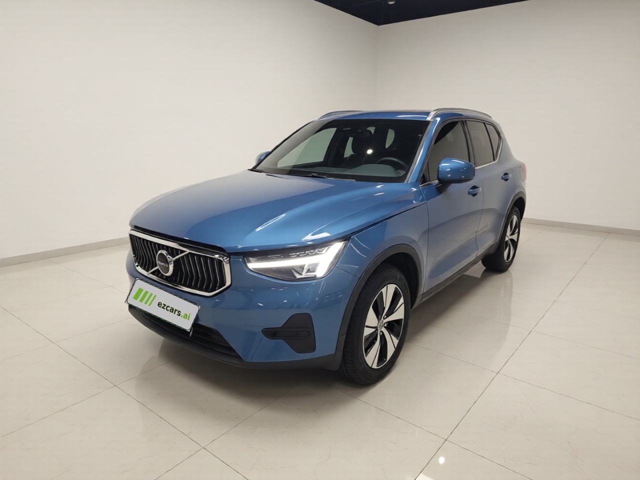 XC40 2023 B3 Luxury