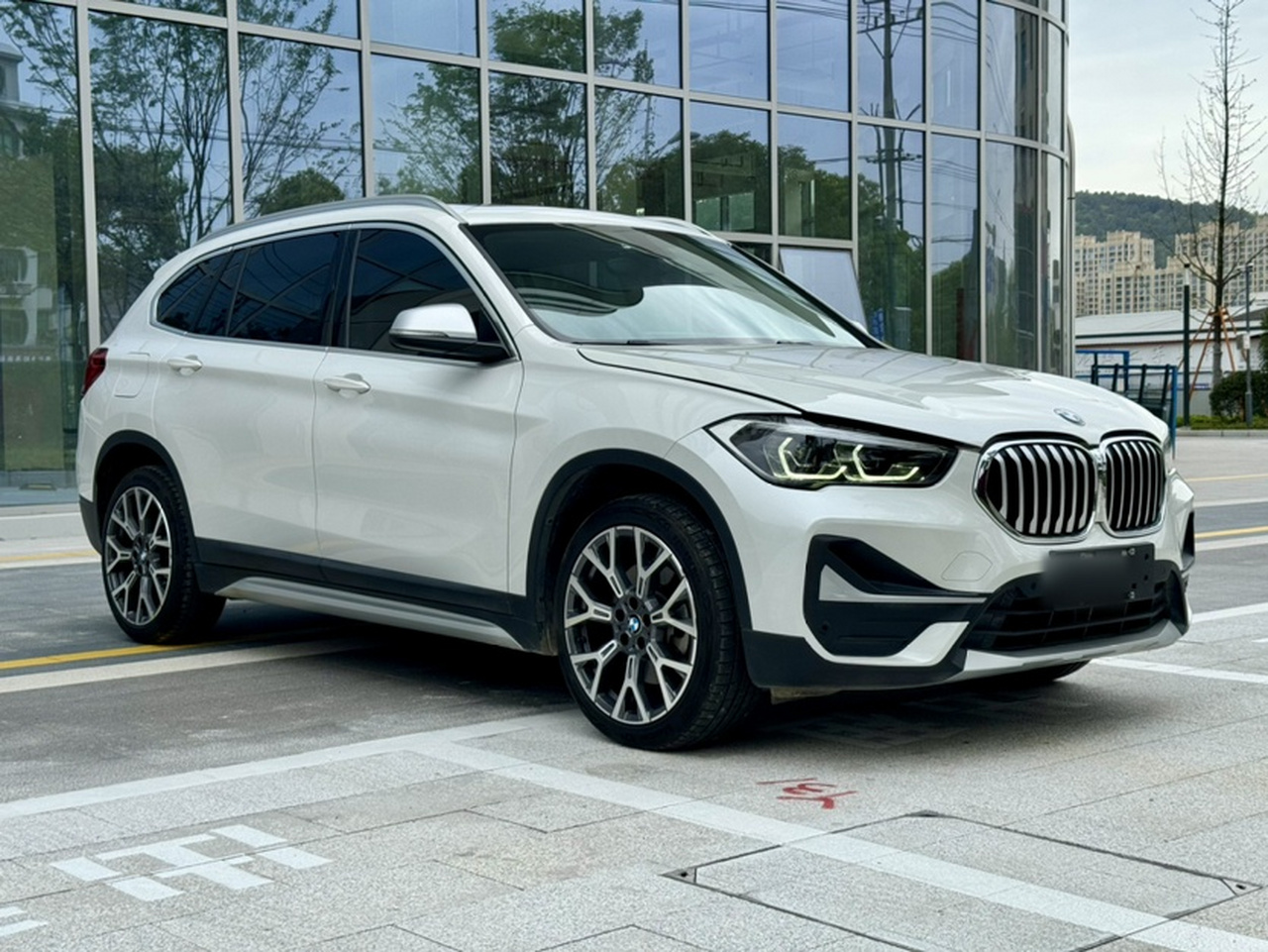 X1 2022 Facelift xDrive25Li Exclusive photo 2