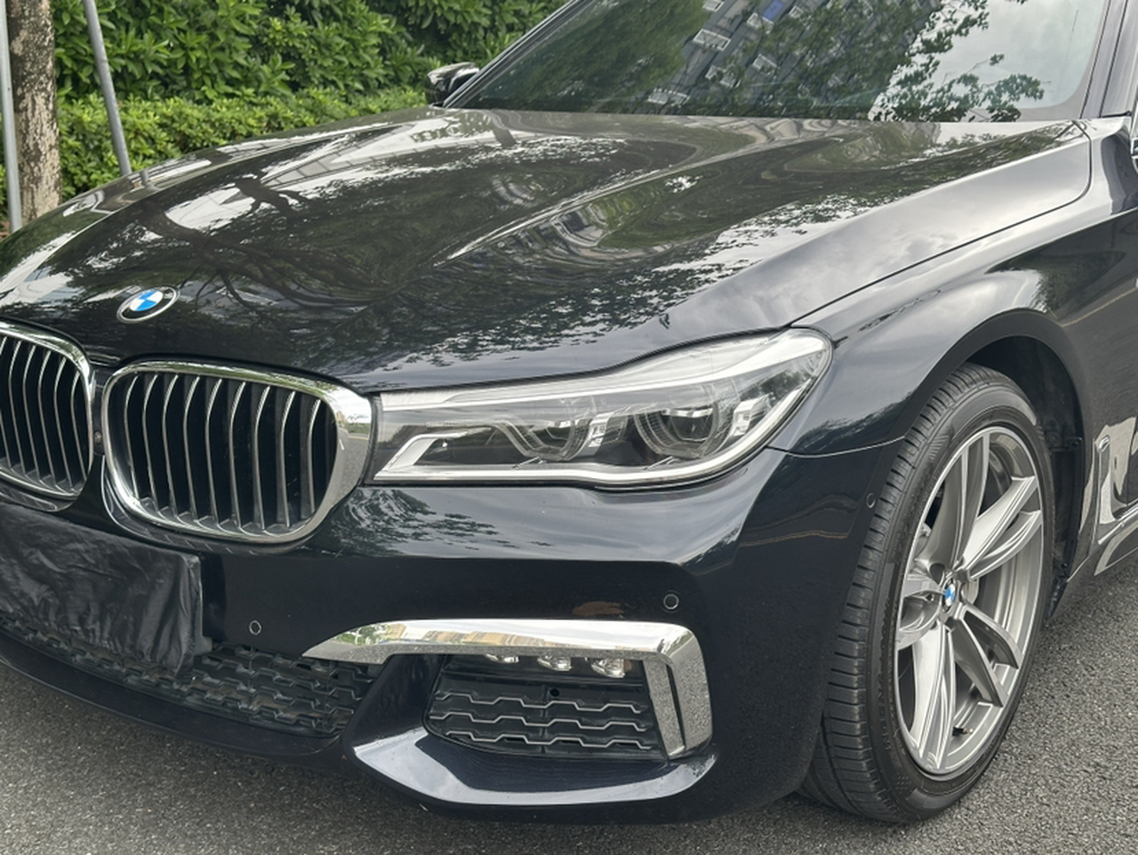 7 Series 2018 730Li Exclusive M Sport Package photo 3