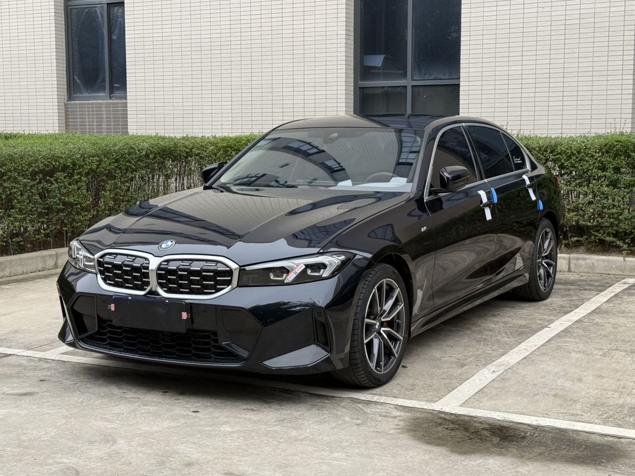 3 Series 2023 325Li M Sport Package