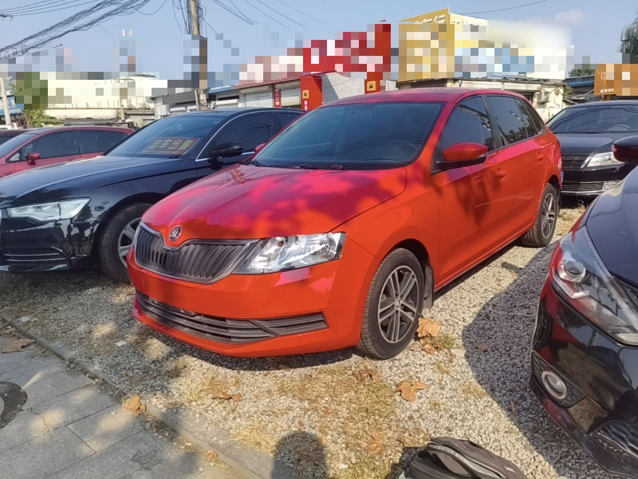 Rapid Spaceback 2018 1.6L MT Standard
