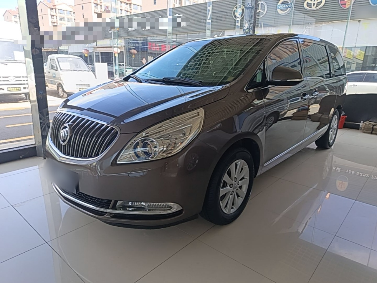 GL8 2014 2.4L LT Luxury Business Executive