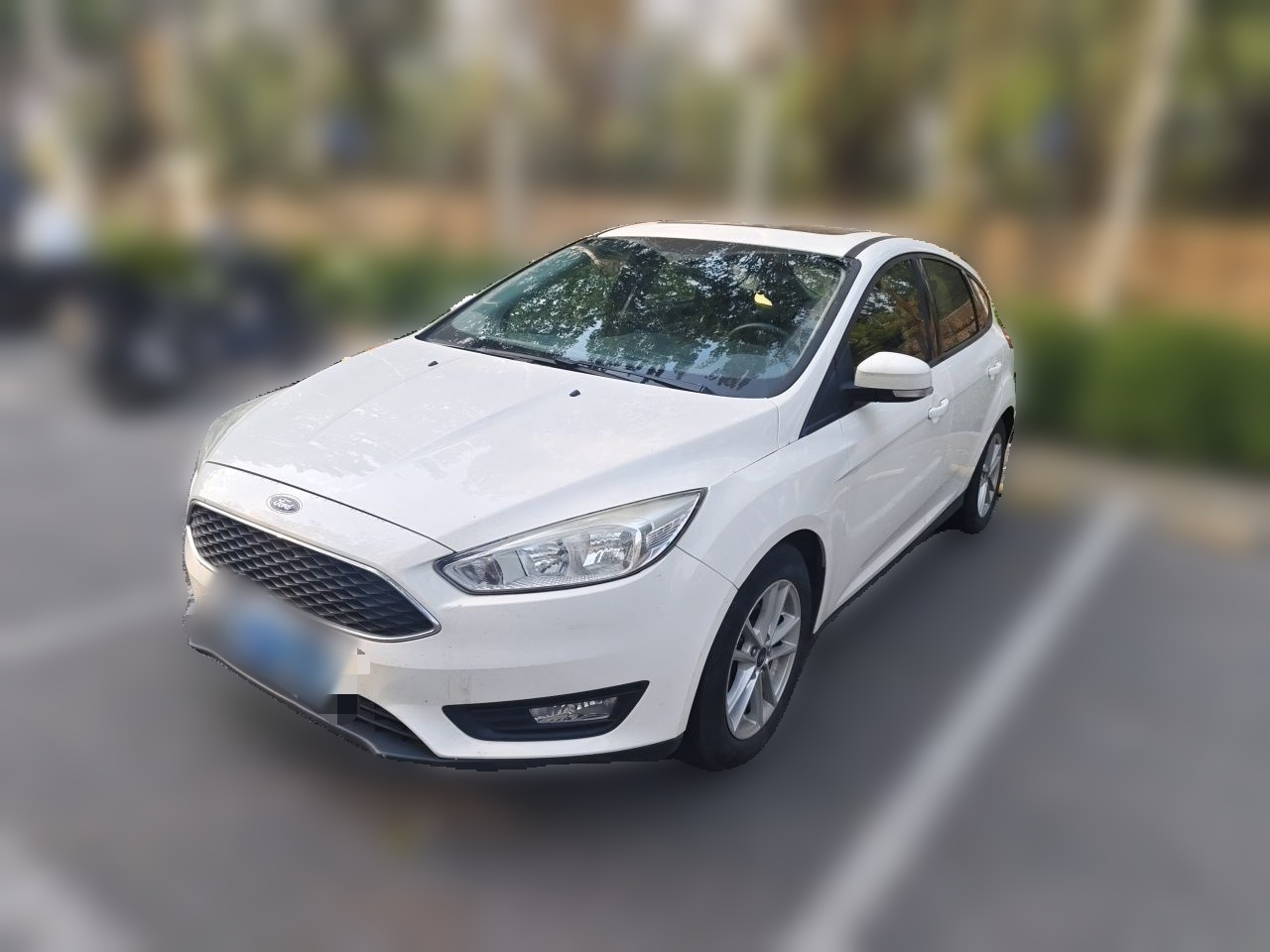 Focus 2018 Hatchback Classic 1.6L AT Fashion