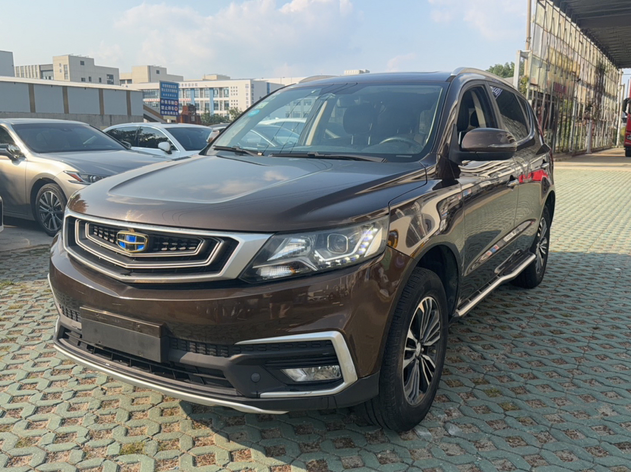 Vision X6 2018 1.8L MT 4G Luxury