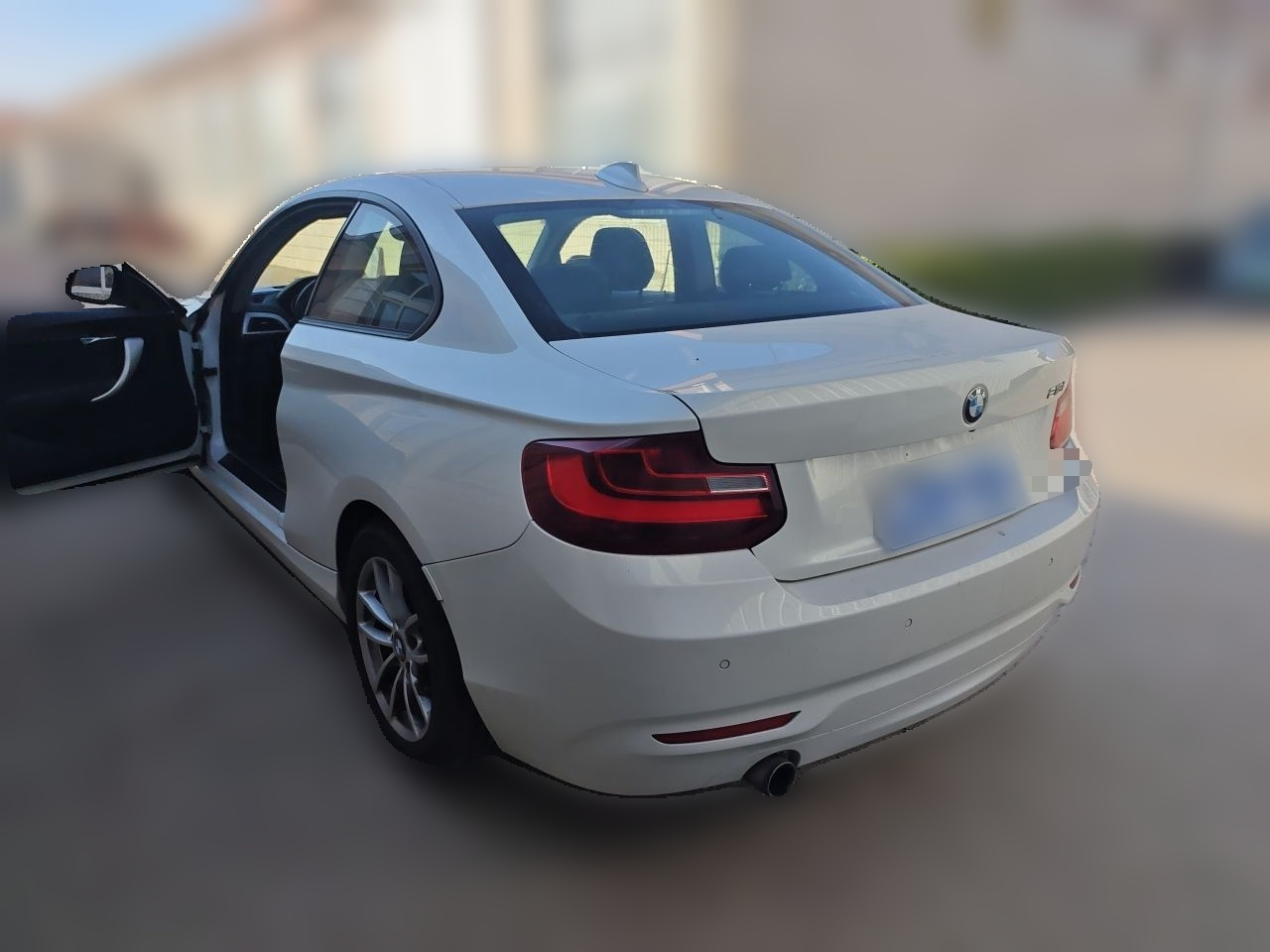 2 Series Imported 2015 218i photo 4
