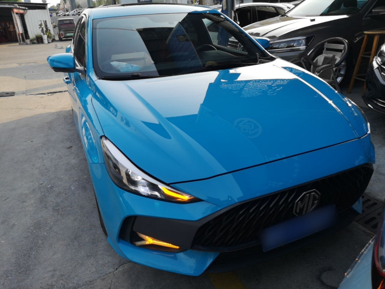 MG5 2022 180DVVT CVT Luxury photo 2