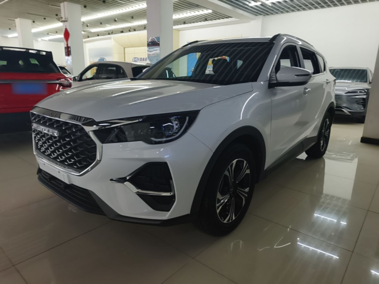 X70S 2022 1.5T DCT 7-Seater