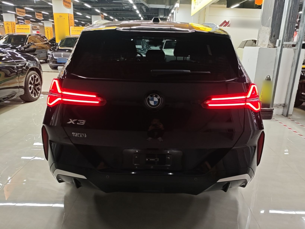 X3 2025 xDrive30L Leading M Sport Package photo 5