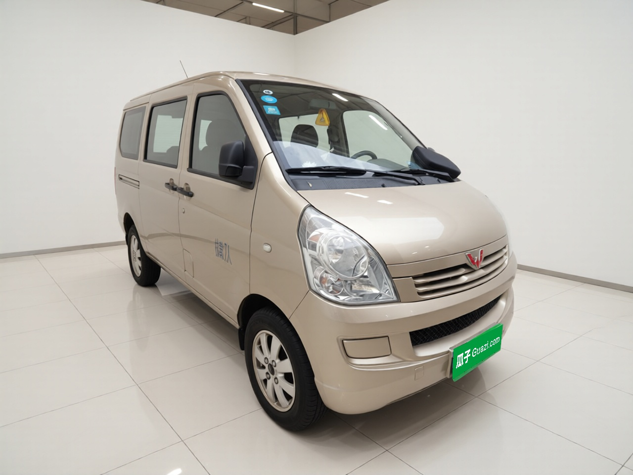 Wuling Rongguang 2014 1.2L S photo 2
