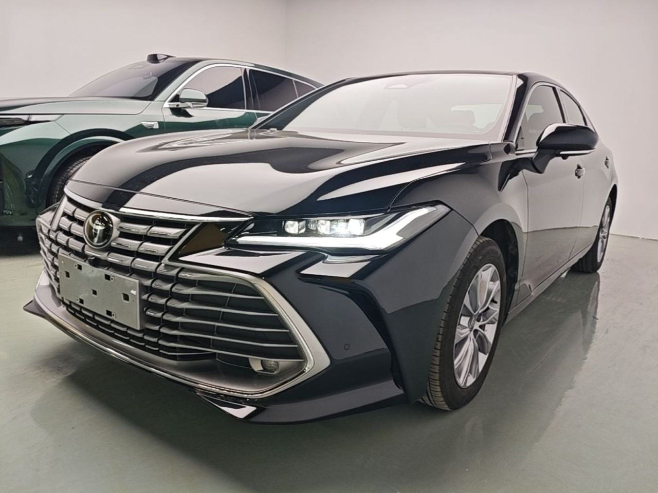 Avalon 2024 2.0L Progressive