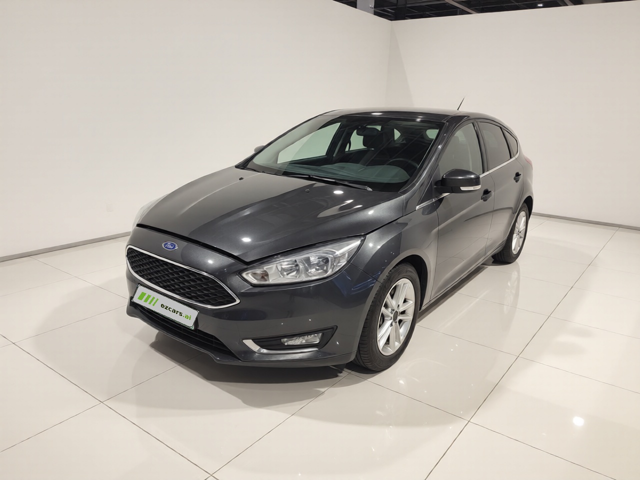 Focus 2017 Hatchback EcoBoost 180 AT Elite
