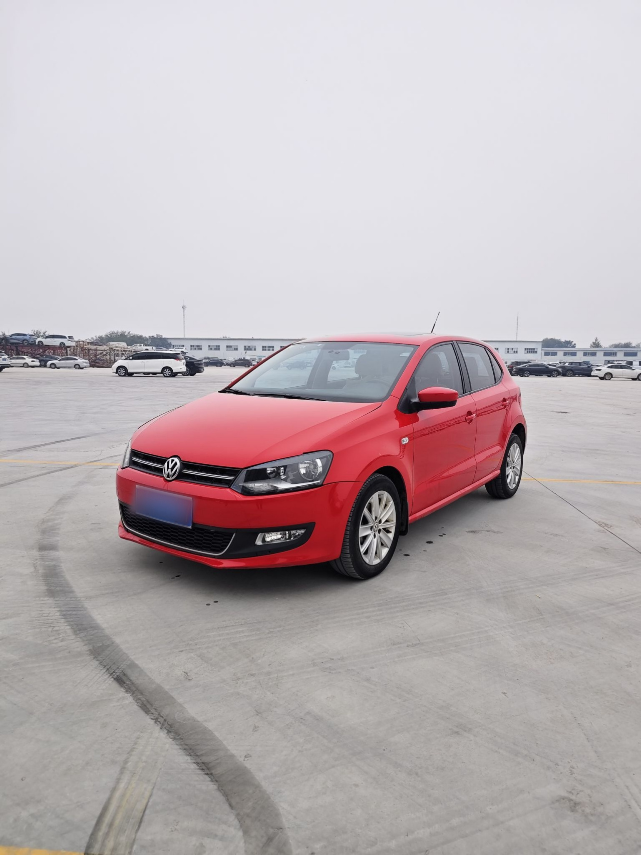 Polo 2013 1.6L AT Luxury