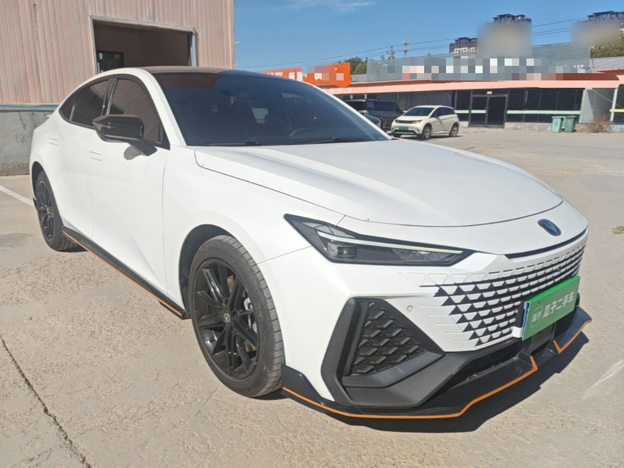 UNI-V 2023 2.0T photo 5