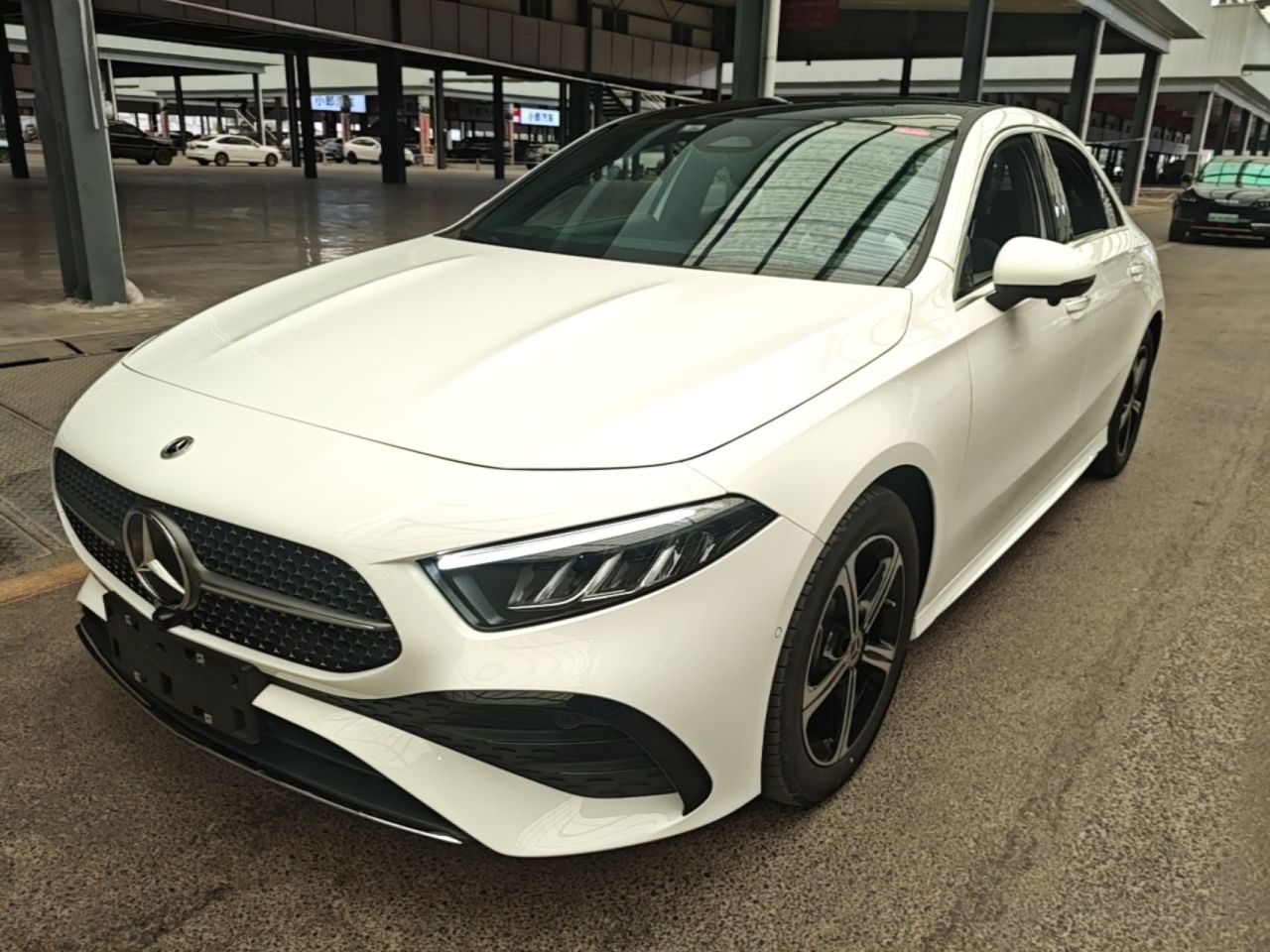 A-Class 2023 A 200 L Fashion