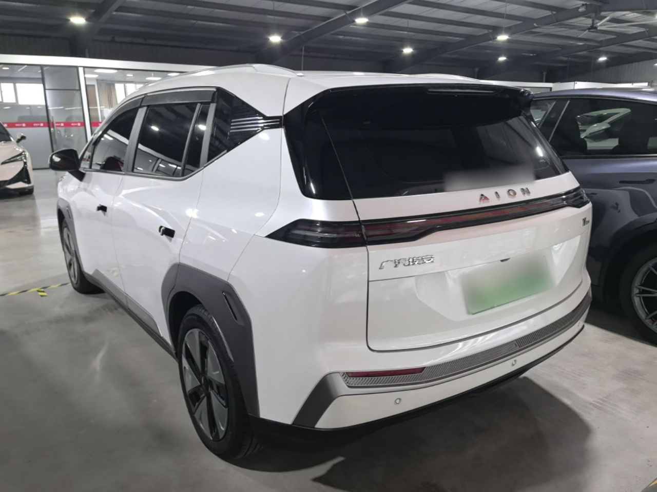 AION Y 2023 Plus 610 photo 4