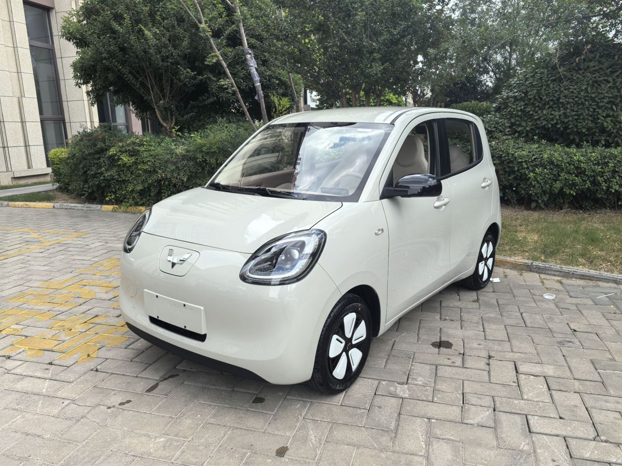 Hongguang MINIEV 2025 4th Gen 4-Door Advanced