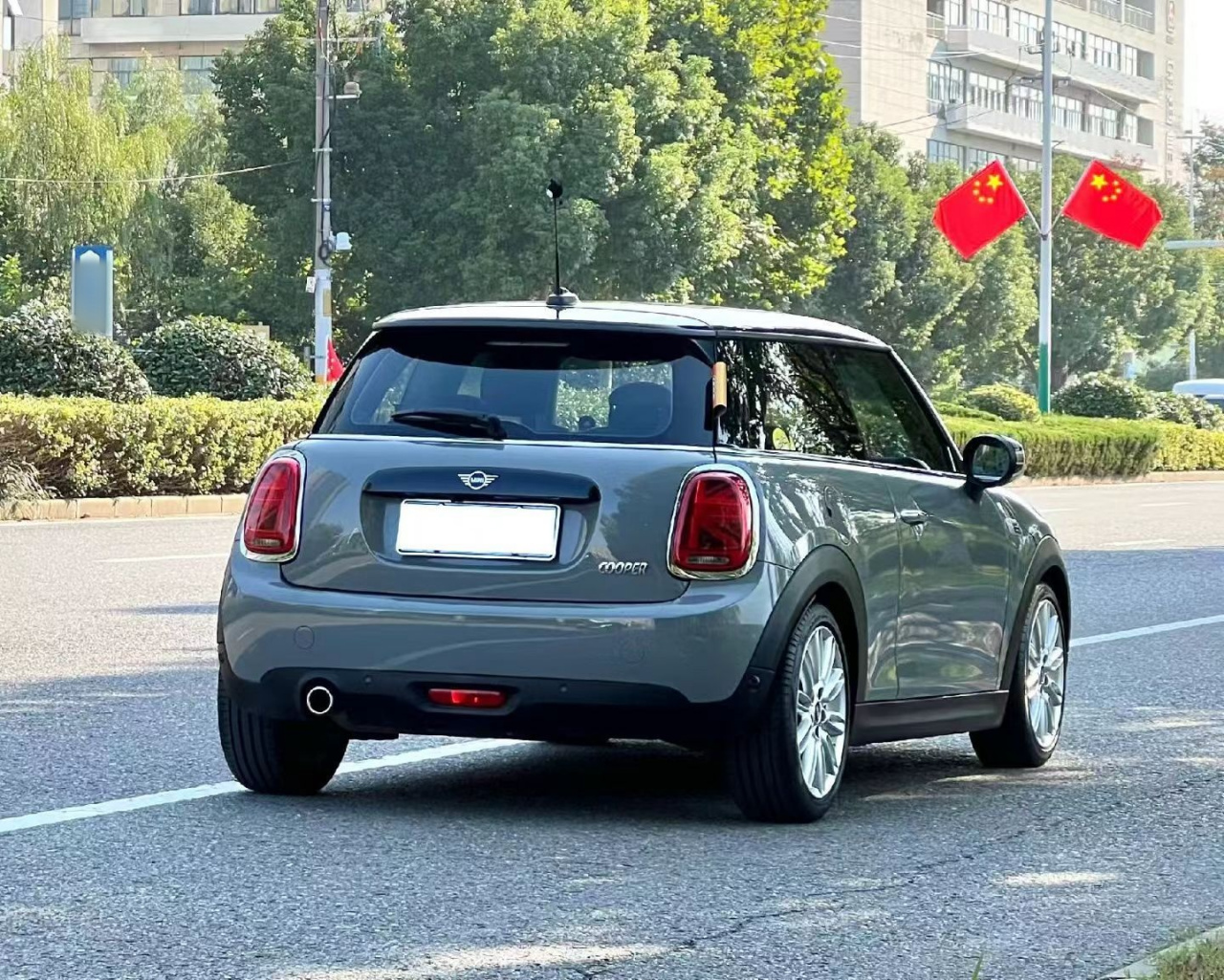 2021 1.5T COOPER photo 4