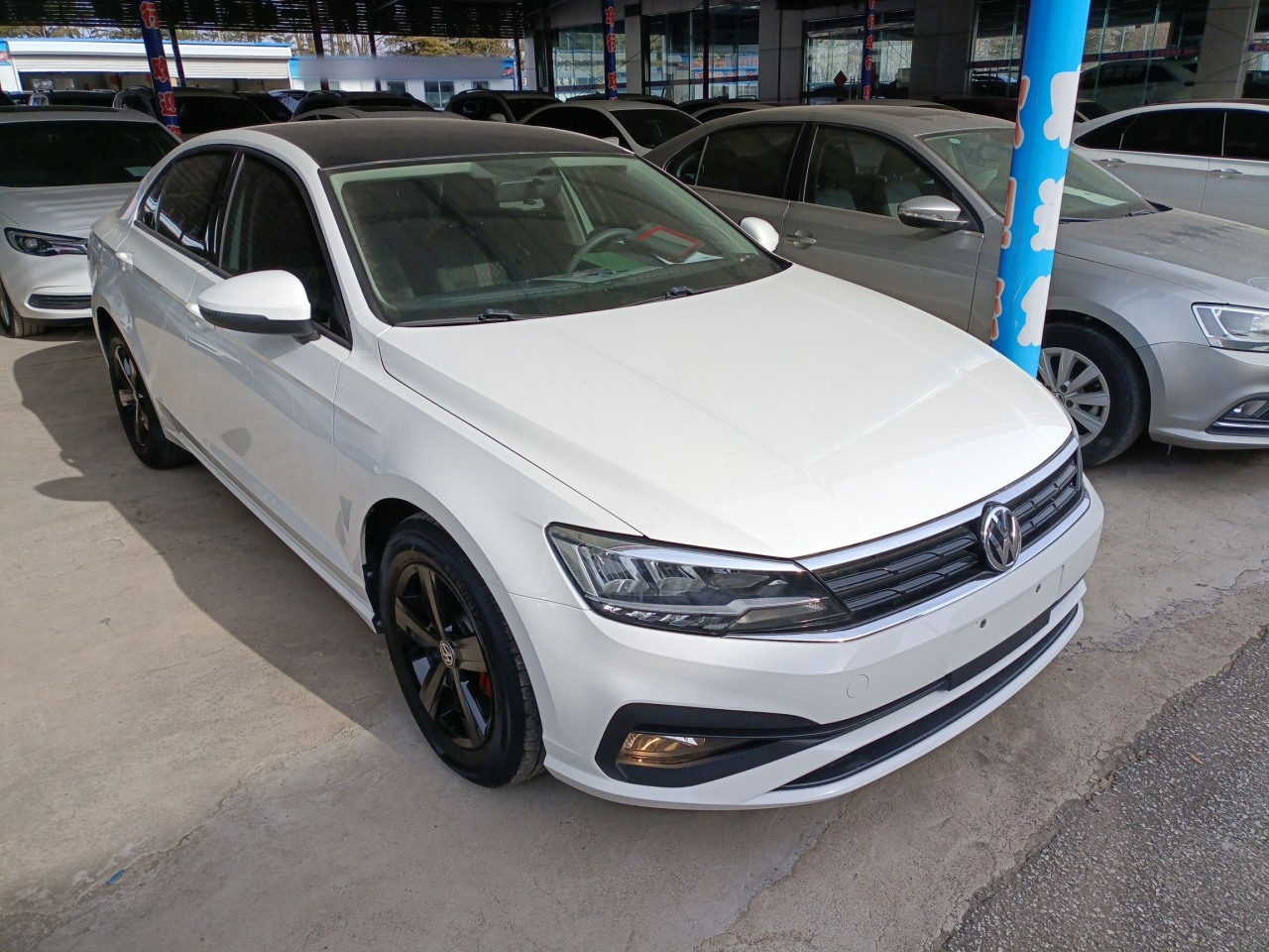Lamando 2021 230TSI DSG photo 3
