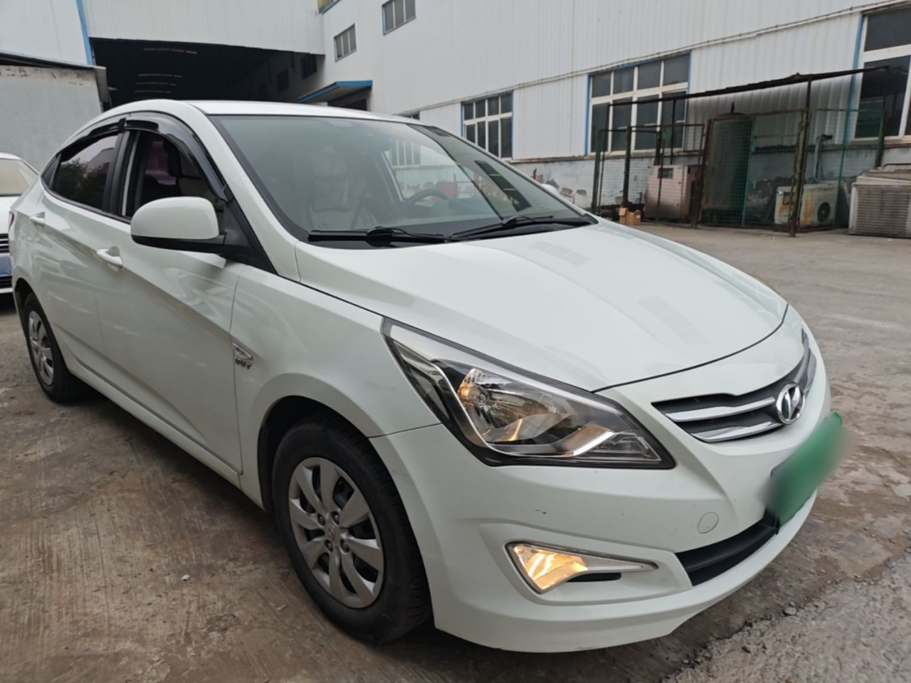 Verna 2014 1.4L MT Smart GLS photo 3