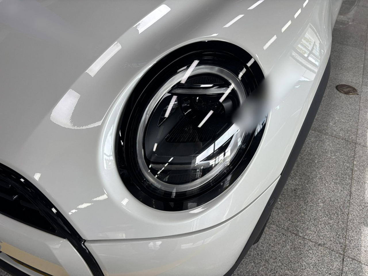 2025 1.5T COOPER Classic 3-Door photo 2