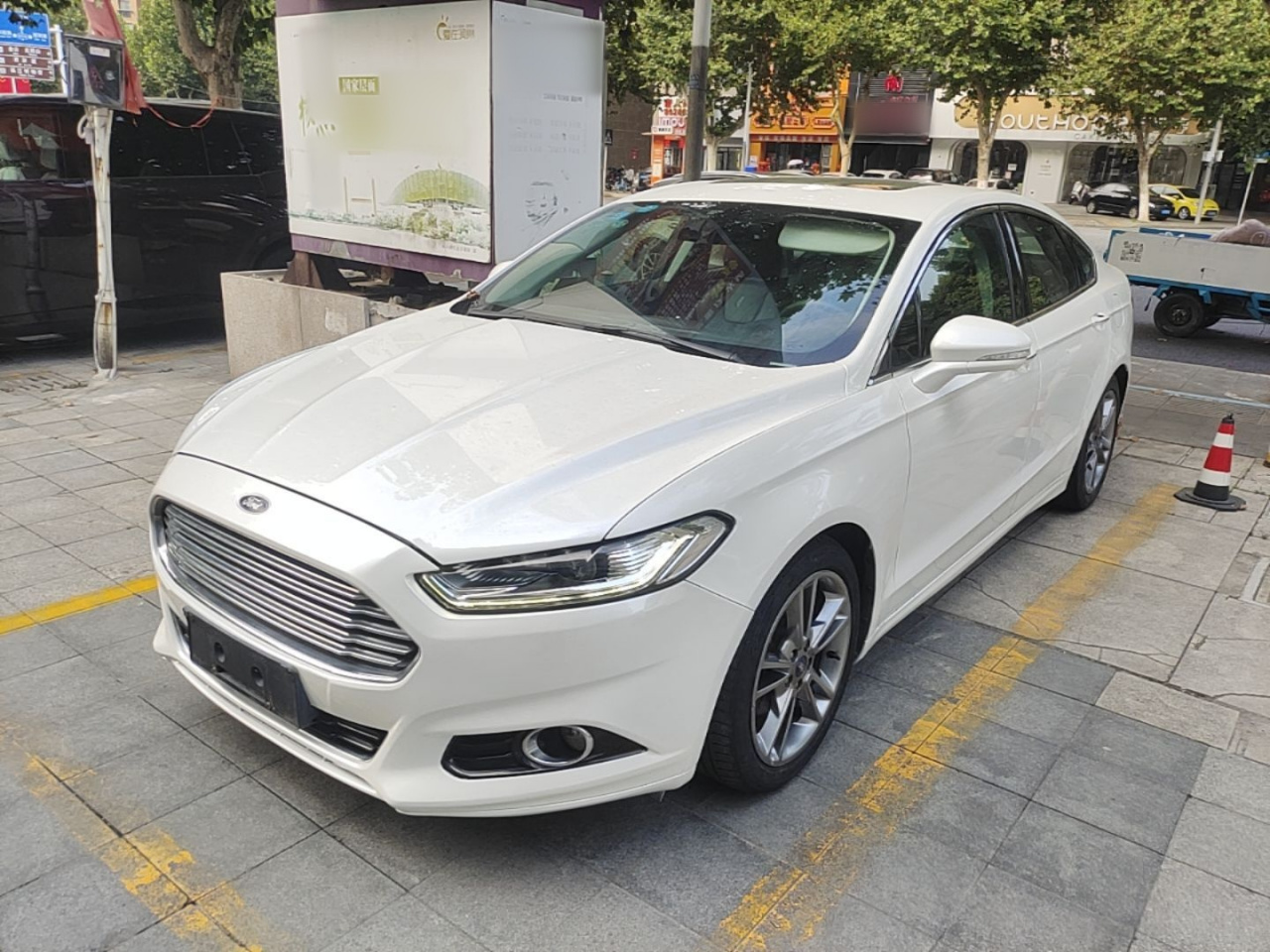 Mondeo 2013 2.0L GTDi240 Luxury Sport
