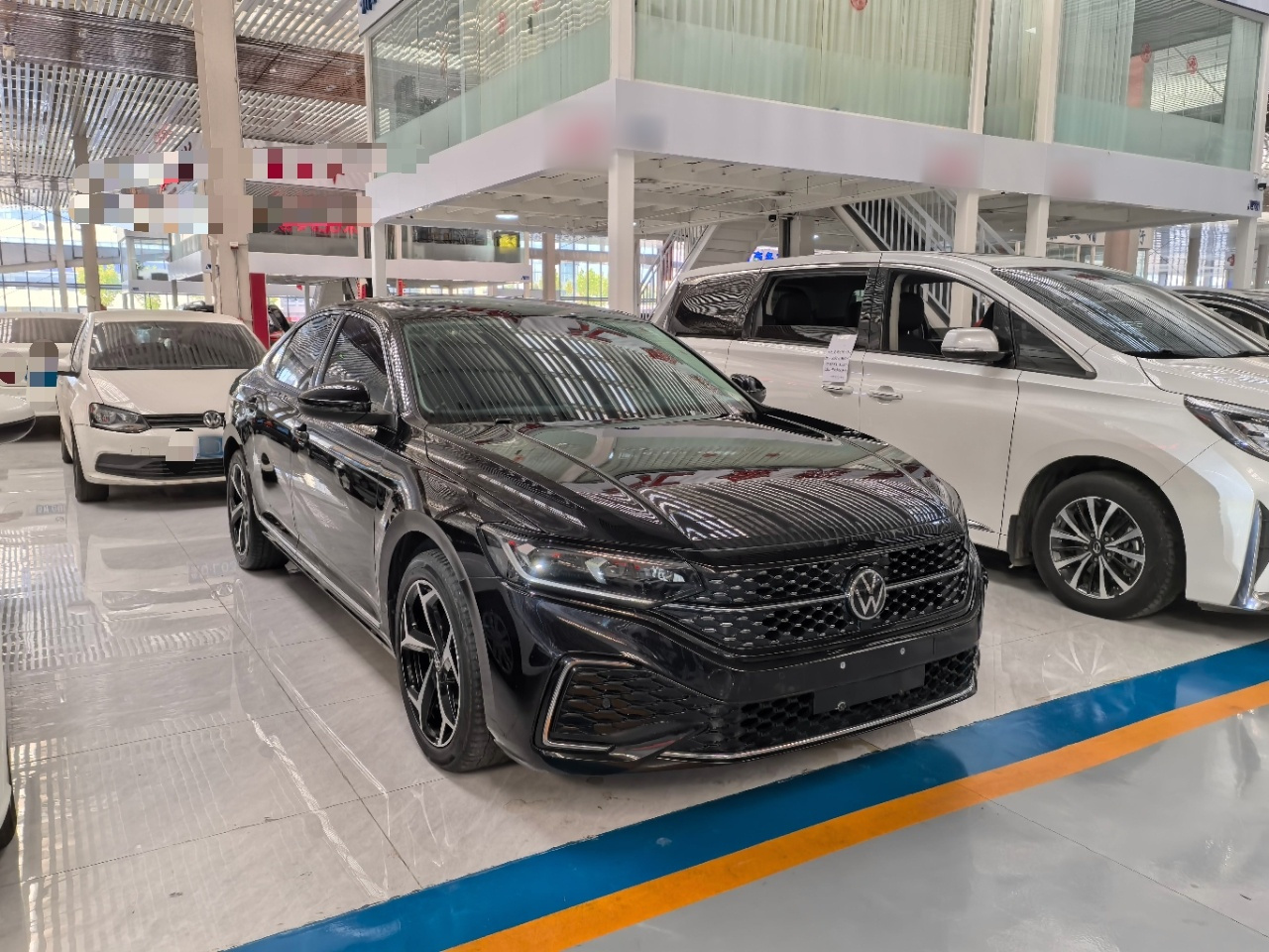 Passat 2024 380TSI photo 3