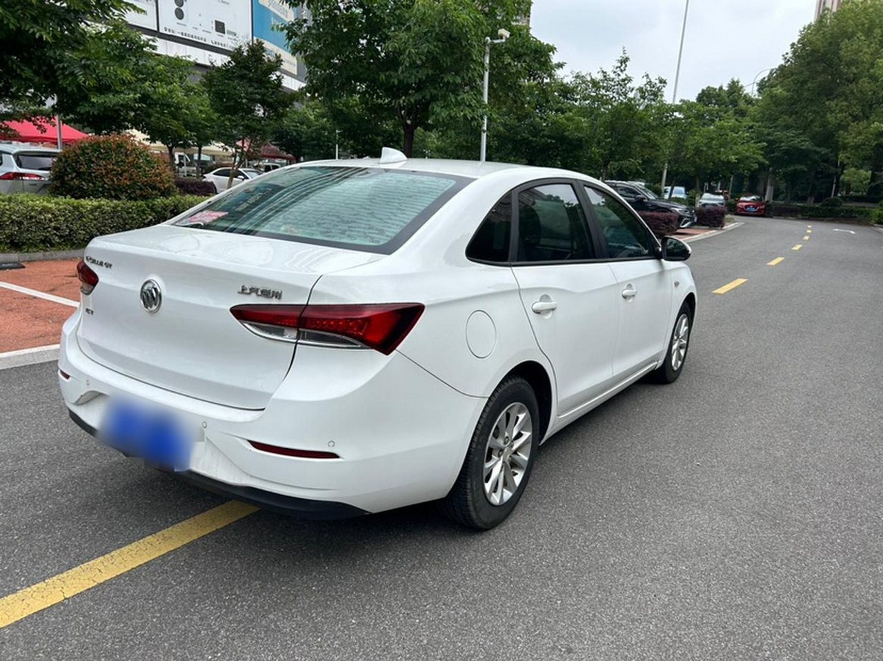 Excelle 2018 15T DCT Elite China V photo 4