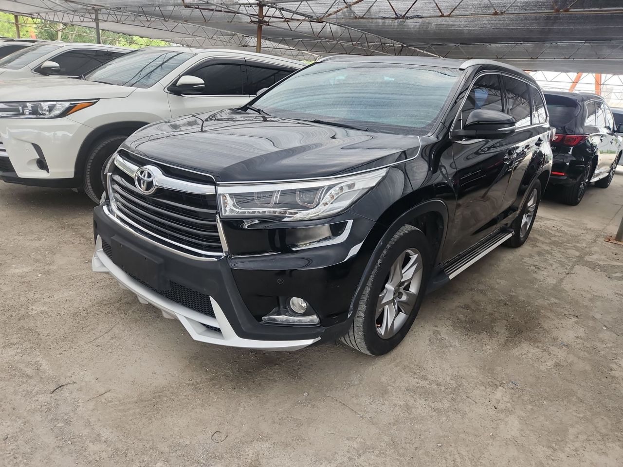 Highlander 2015 2.0T AWD Luxury 7-Seater photo 3