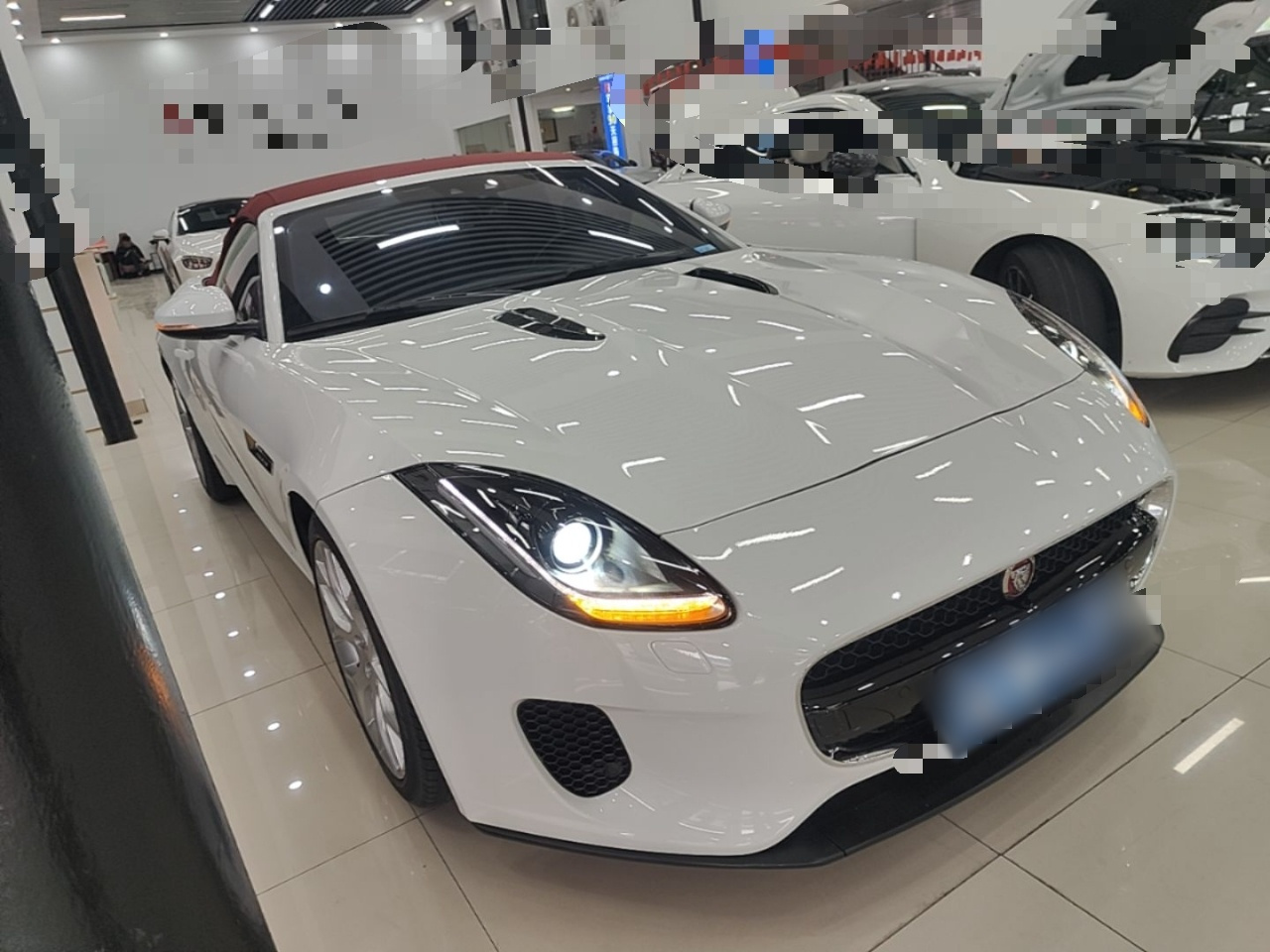 F-TYPE 2019 2.0T Convertible photo 5