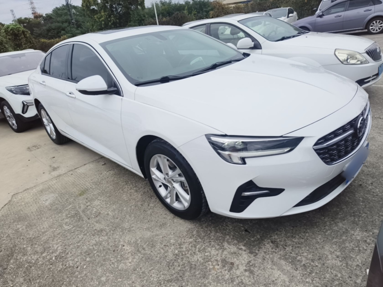 Regal 2020 552T Elite photo 3