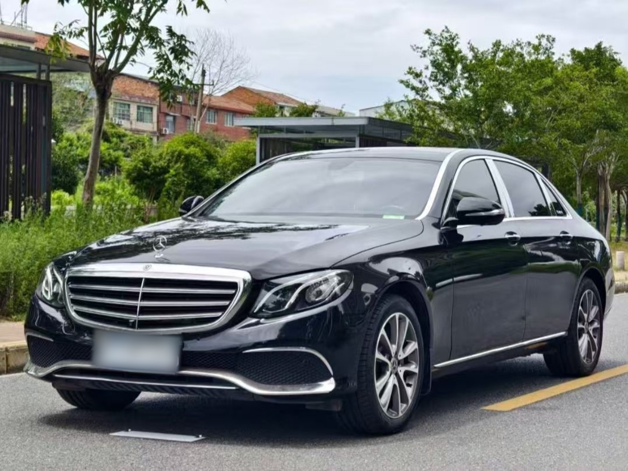 E-Class 2019 E 300 L Luxury