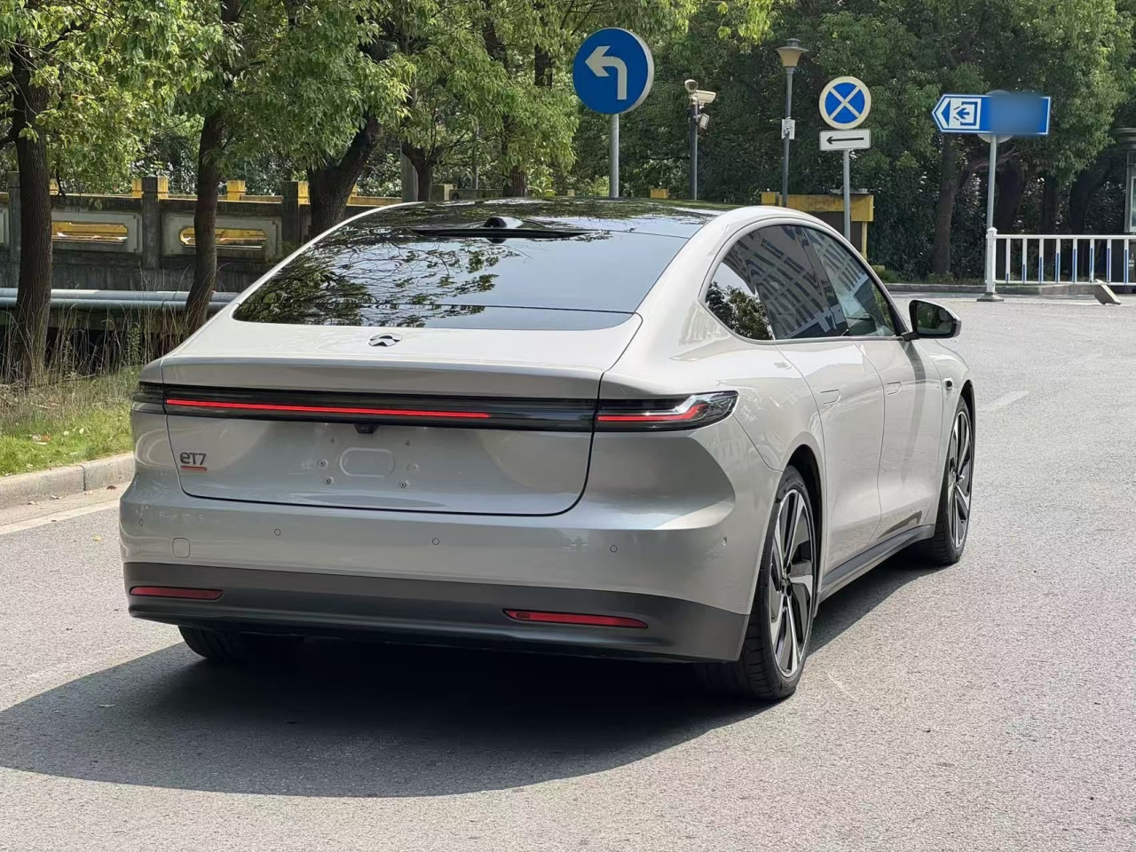 ET7 2022 100kWh Launch Edition photo 4