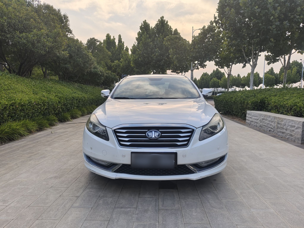 Bestune B70 2014 2.0L AT Luxury photo 2